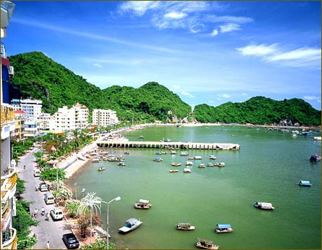 Hai Phong ouverture du tourisme de Cat Ba 2013